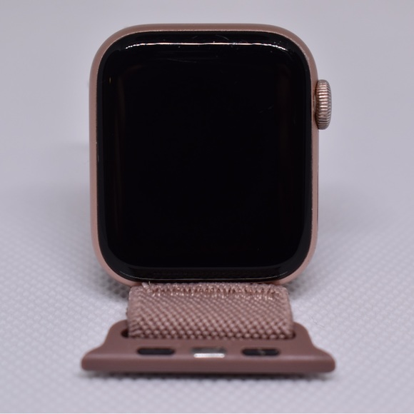 Apple Watch Series 6 40mm - Picture 3 of 4